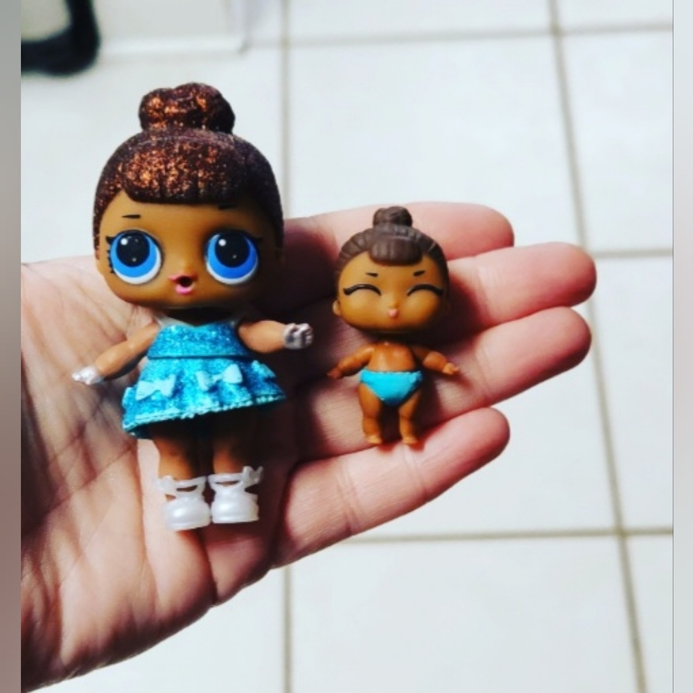 MGA LOL Surprise Dolls Glitter Series Miss Baby & Lil Sis
